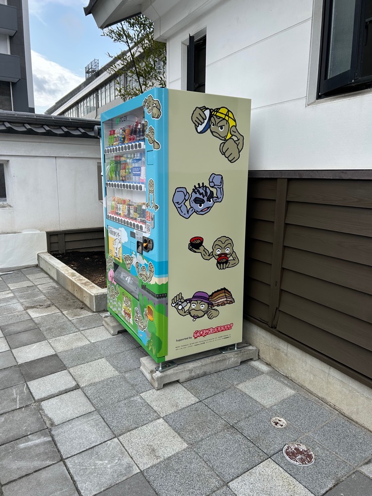 ポケモン自動販売機右側