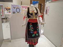 セルビア伝統衣装