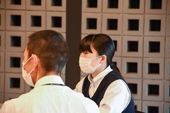 専修大学北上高校2年の内舘梨紗さんは「将来の展勝地のために歴史などを学びたい」と感想を述べた