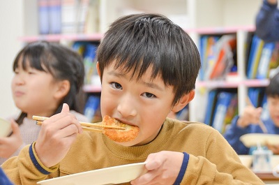 メンチカツがカリカリしていて美味しい