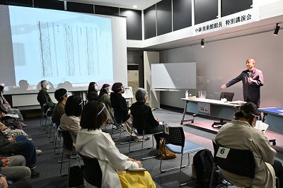 中鉢美術館館長講演会