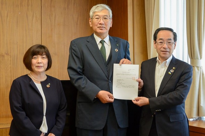 特定非営利活動法人SVきたかみの設立認証書交付式