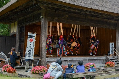 口内鹿踊