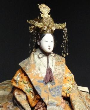 末吉石舟作の女びな