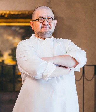 レストランひらまつ広尾料理長　中川尚　写真