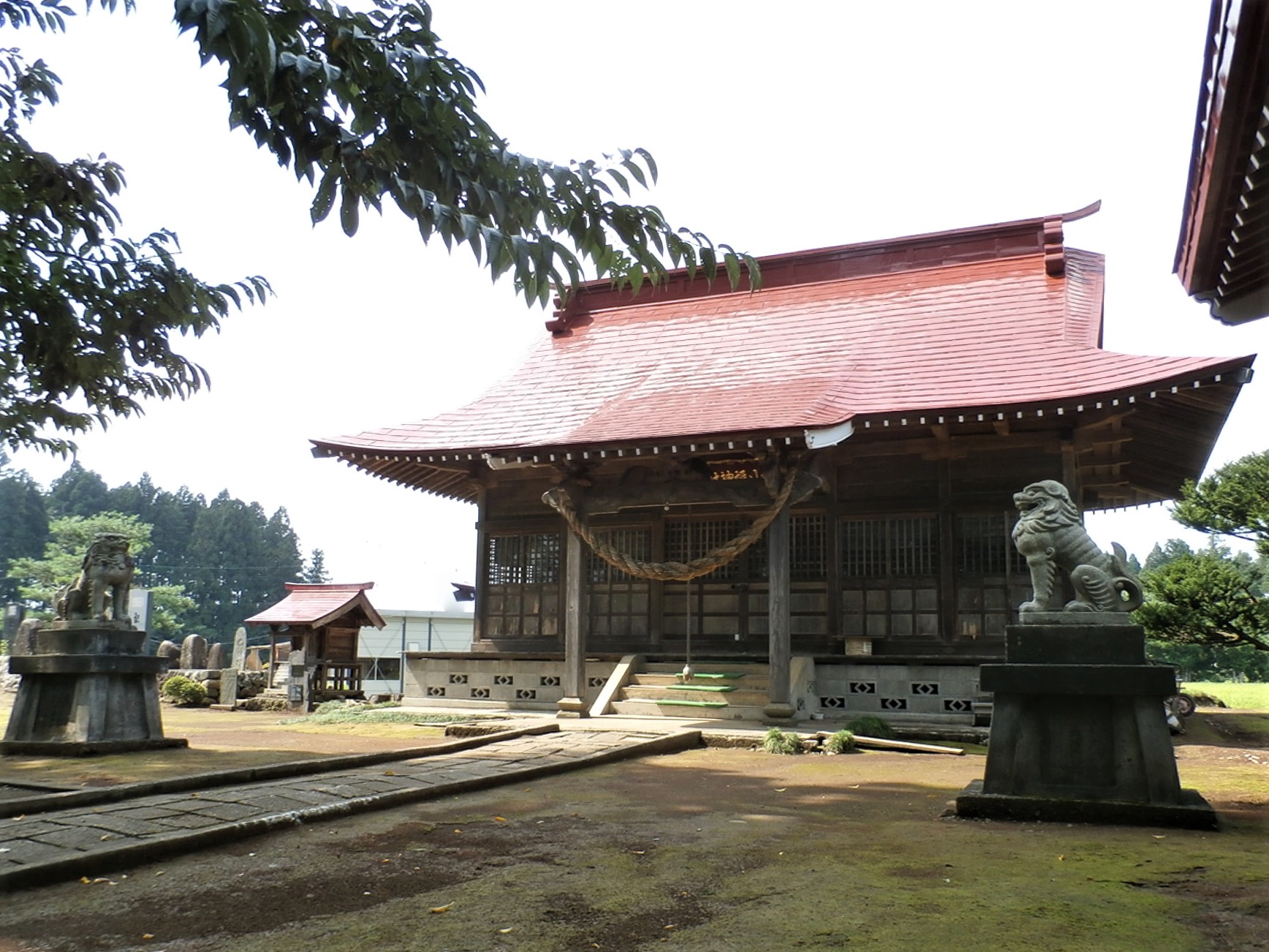 認定番号100　旧鳩岡崎村の村社　山祇神社