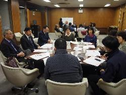 議会モニター会議のようす