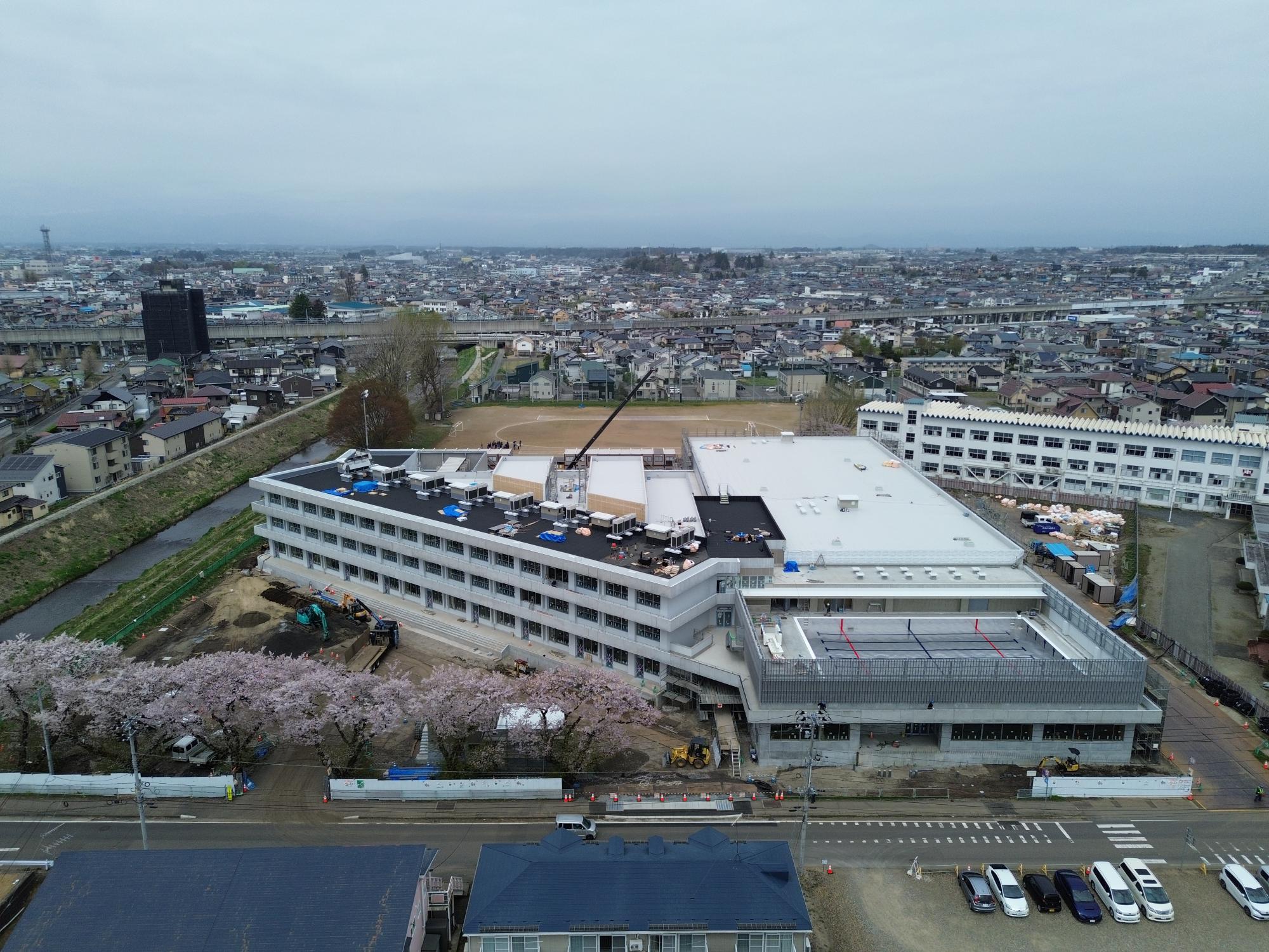 令和8年4月15日現在