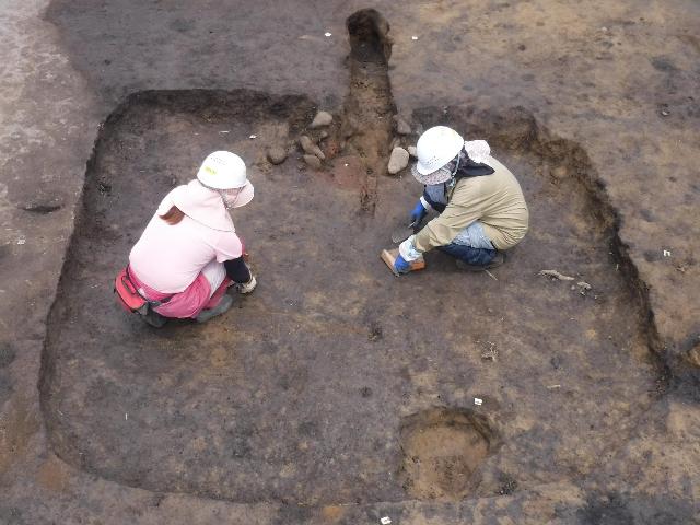 鳥海柳遺跡　竪穴住居跡2