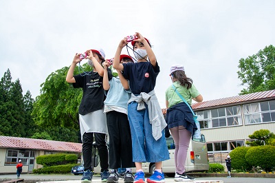 カメラを持って学校周辺を探索しました