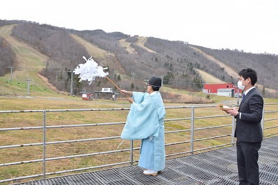 今シーズンの安全を祈願しました