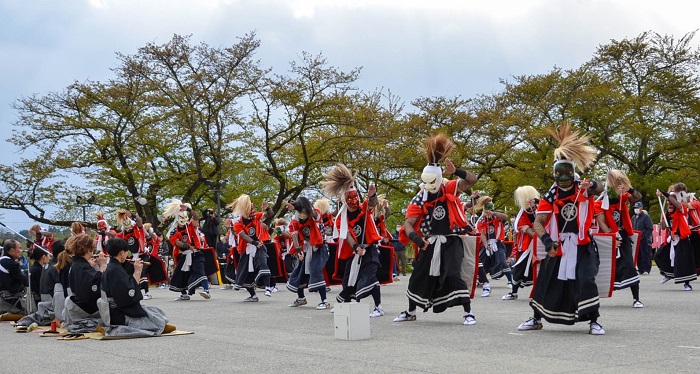 鎮魂と祈りを込める鬼剣舞