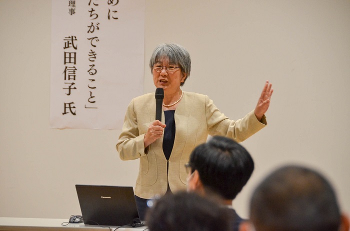 ジェイス代表理事の武田信子さんによる基調講演